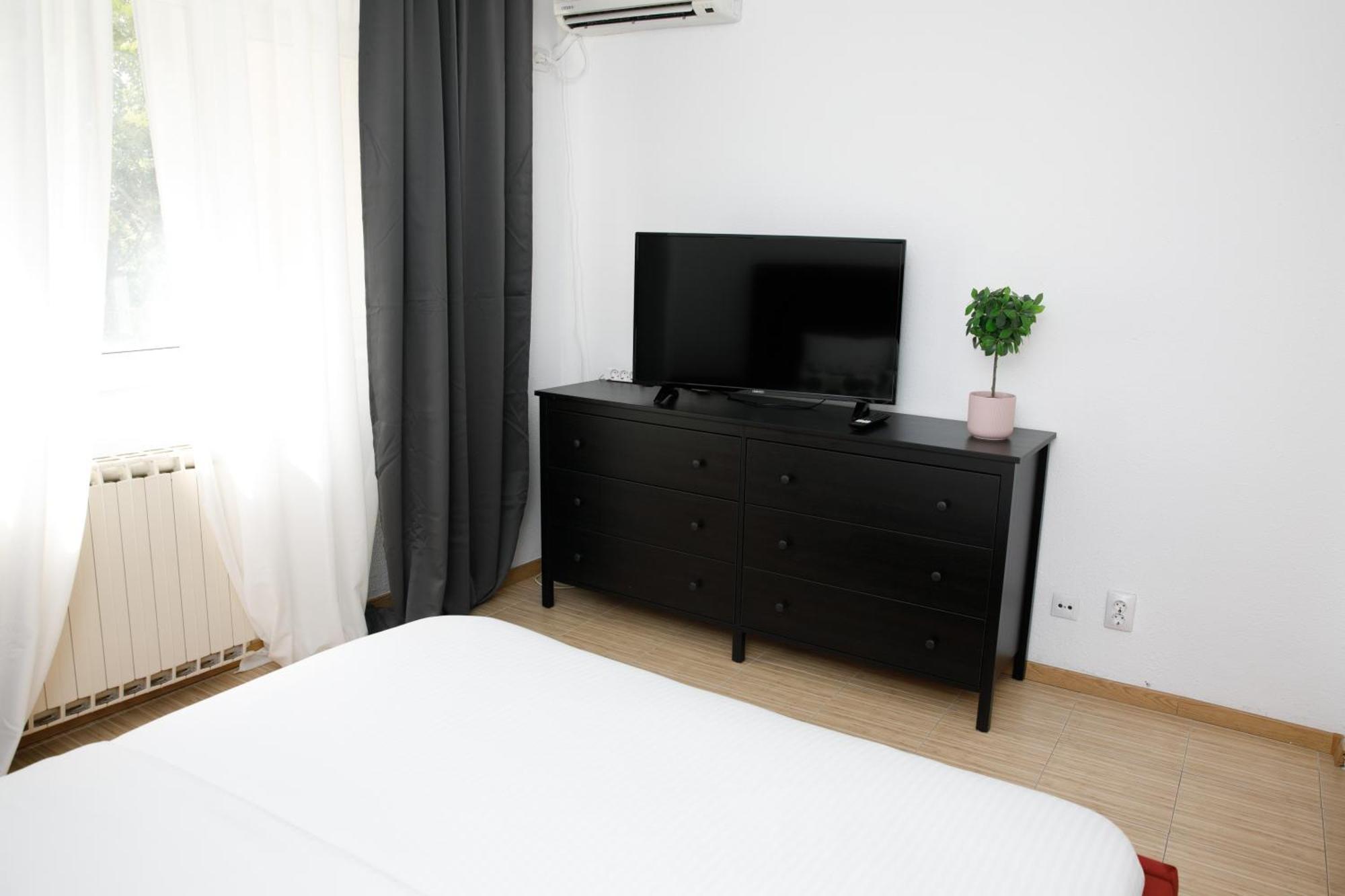 Color Apartments Corneliu Coposu No3 Bucureşti Ngoại thất bức ảnh