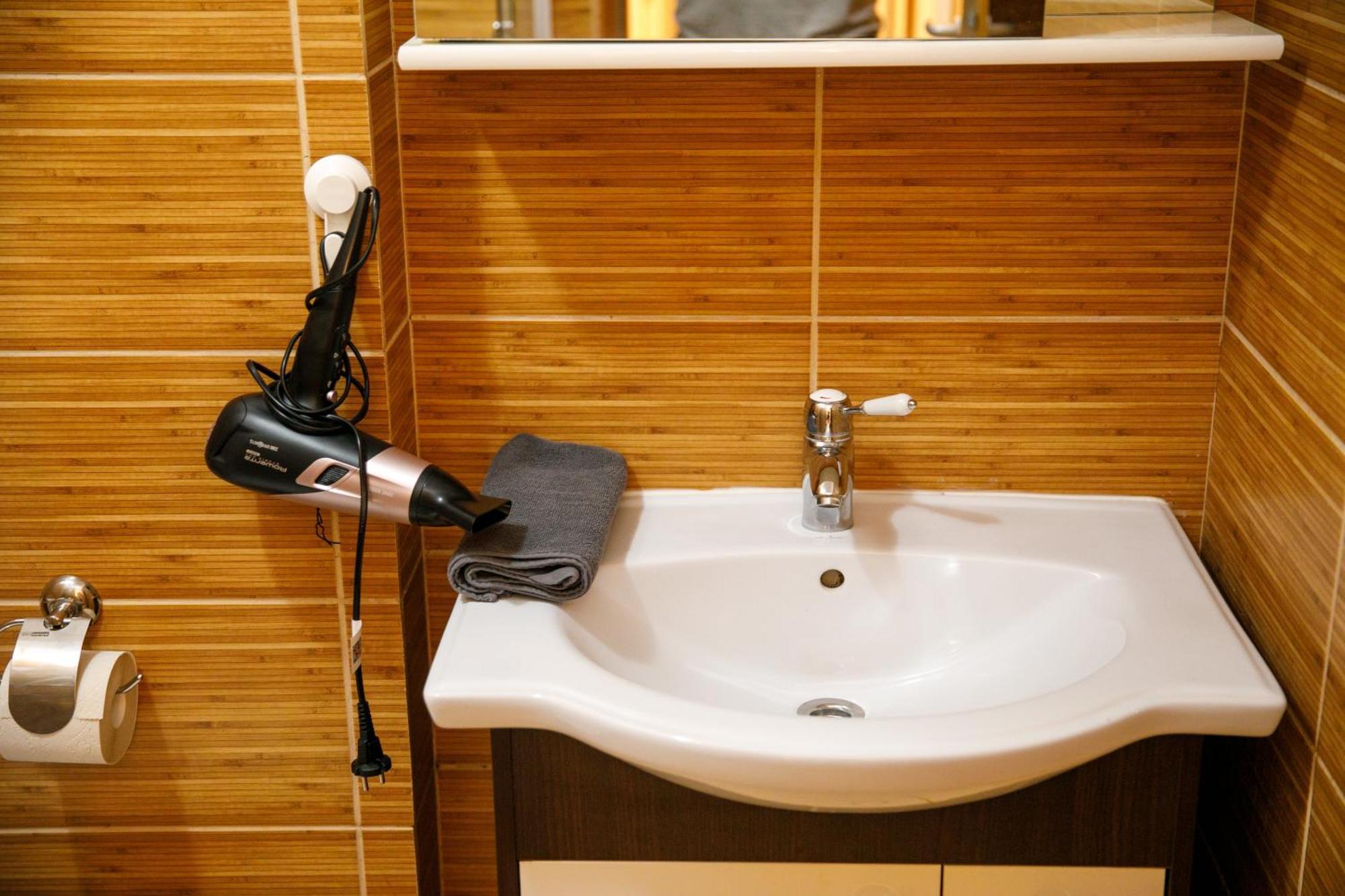 Color Apartments Corneliu Coposu No3 Bucureşti Ngoại thất bức ảnh