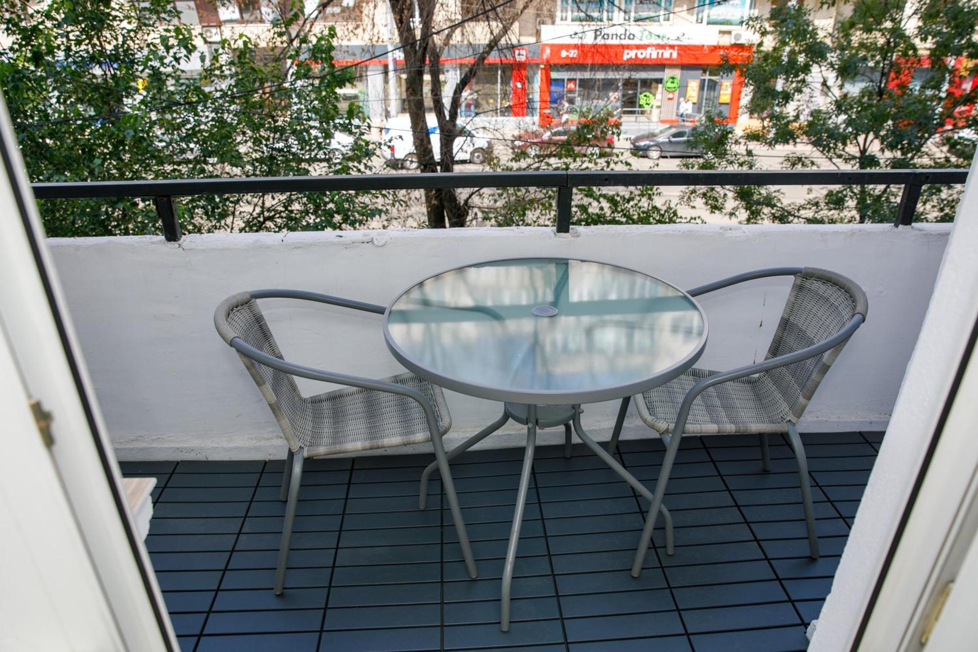 Color Apartments Corneliu Coposu No3 Bucureşti Ngoại thất bức ảnh