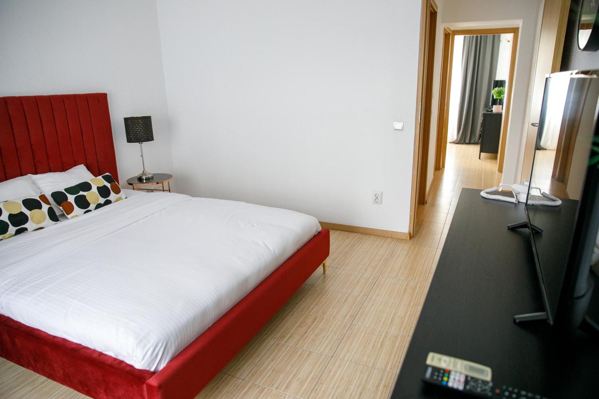 Color Apartments Corneliu Coposu No3 Bucureşti Ngoại thất bức ảnh